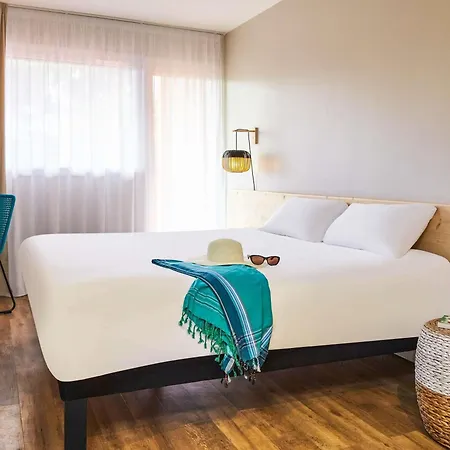 Ξενοδοχείο Ibis Thalassa 3*