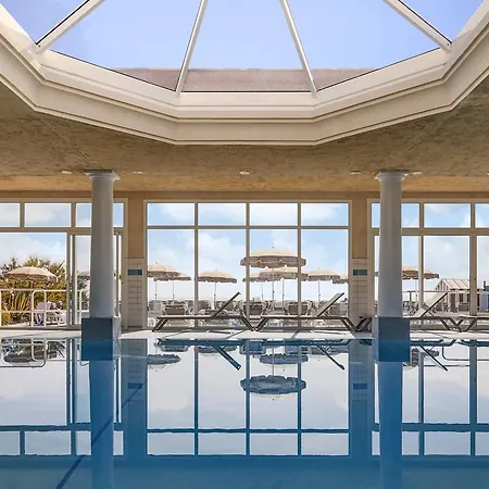 Hotel Ibis Thalassa Hyères