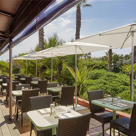 Hotel Ibis Thalassa Hyeres Plage 3*