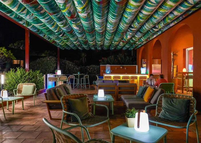 Hotel Ibis Thalassa 3*